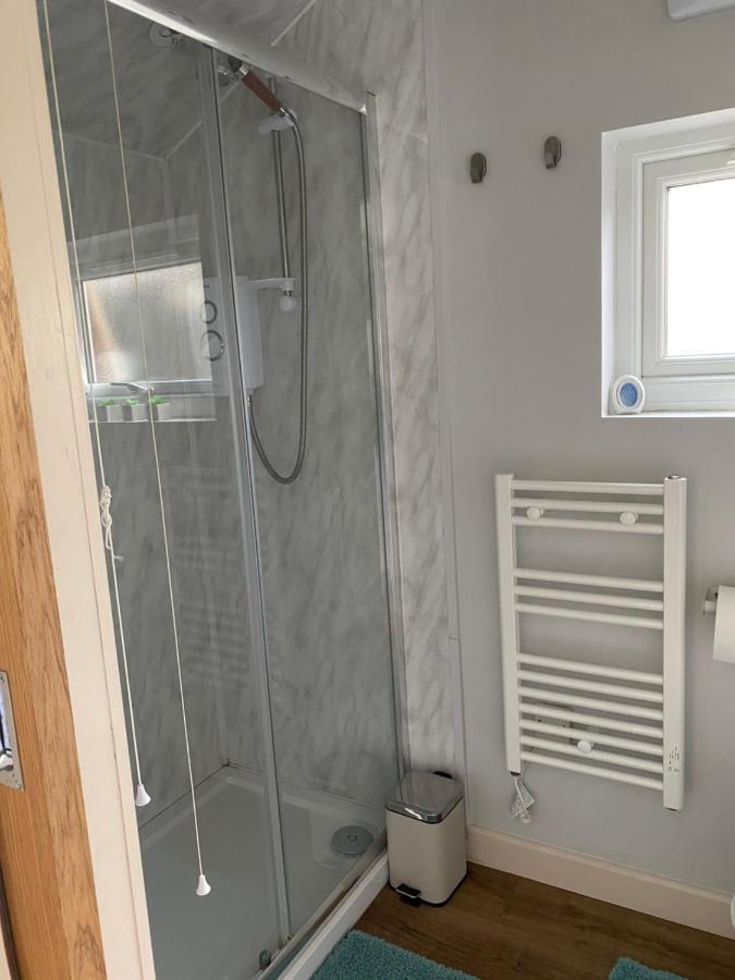 Cosy 1 Bed Garden Annexe Appartement Colchester Buitenkant foto